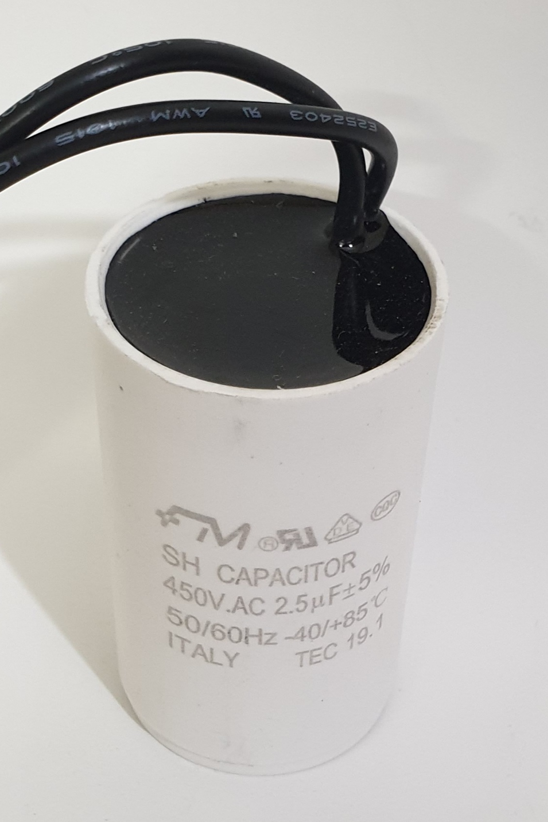Picture of FM Ceiling Fan Capacitor 3.5uF/ 2.5uF