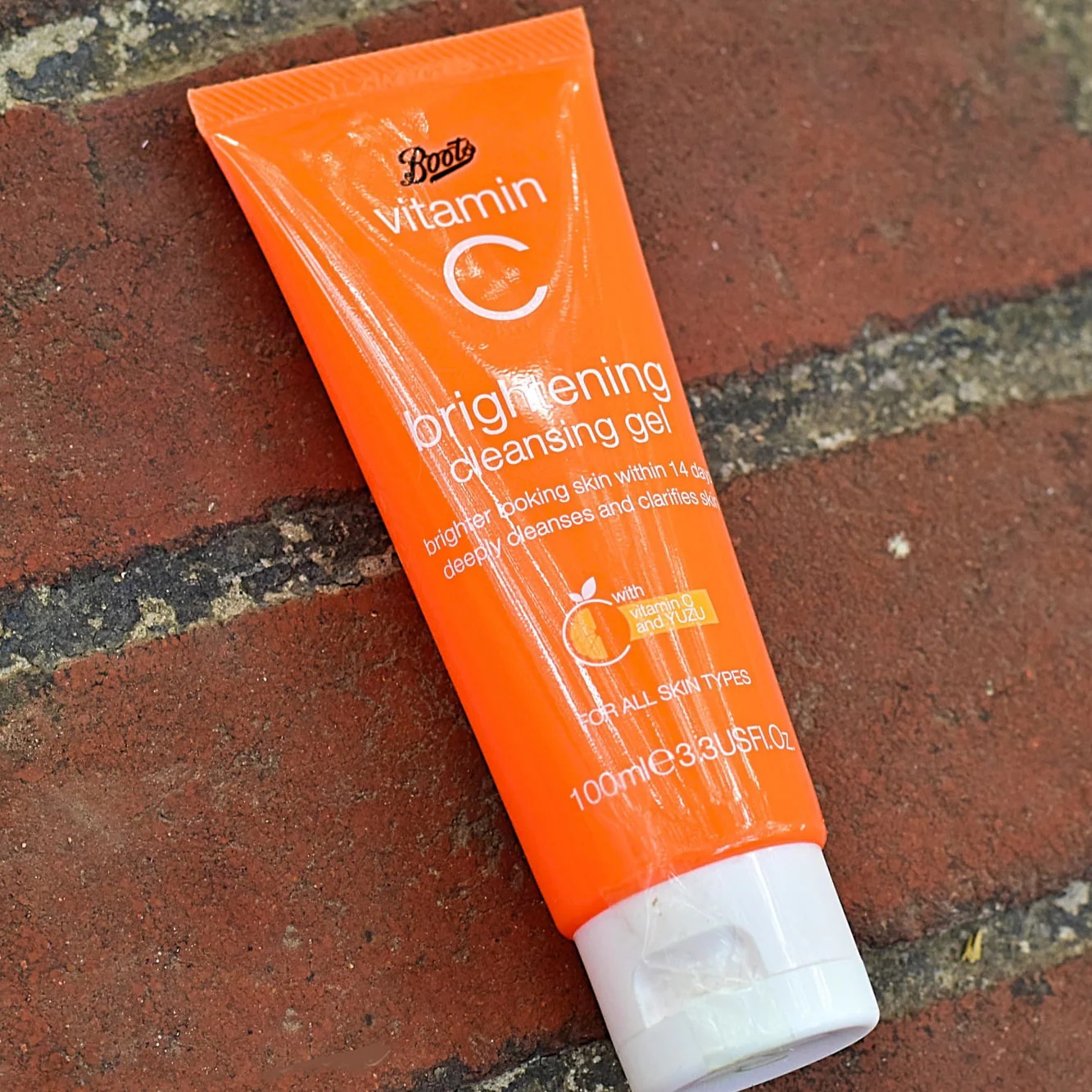 Picture of Boots Vitamin C Brightening Cleansing Gel 100ml (International)