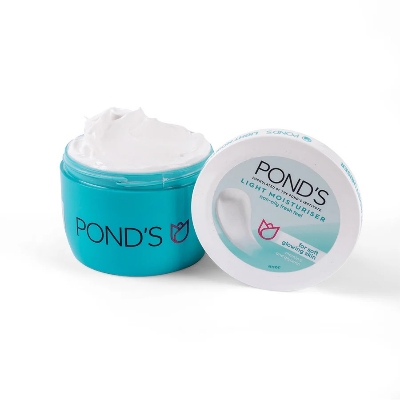 Picture of Pond’s Light Moisturizer 50ml