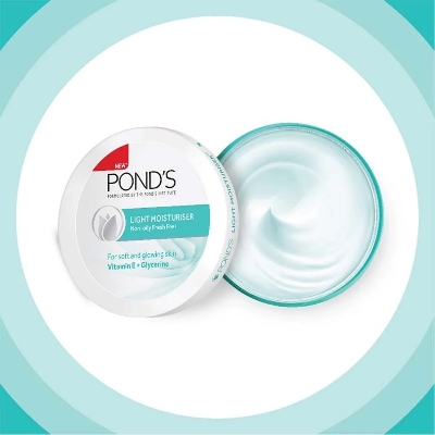 Picture of POND'S Light Moisturizer Cream, 25ml