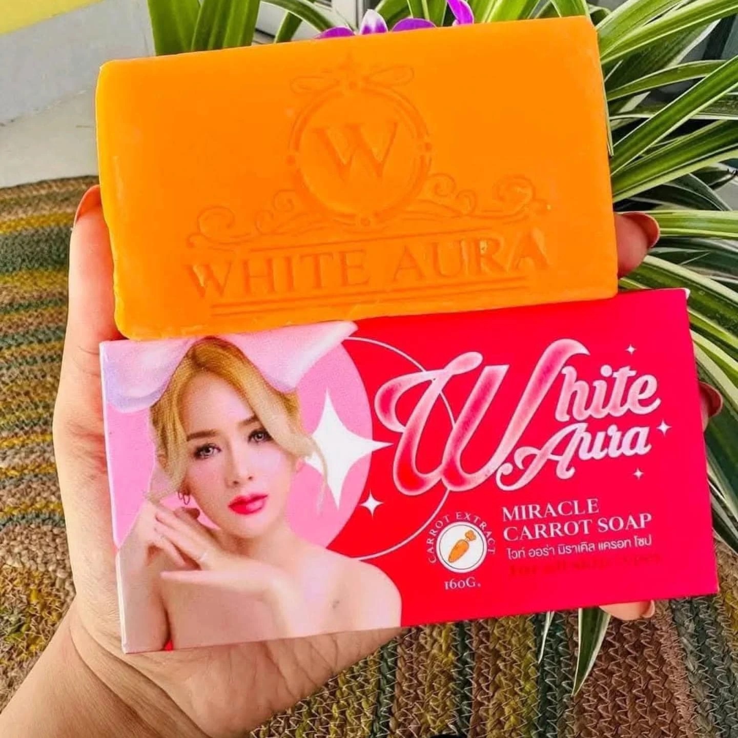 Picture of White Aura Miracle Carrot Soap-160gm (Thailand)