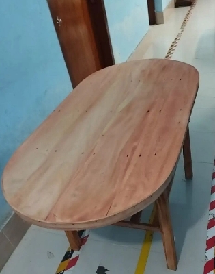 Picture of Wooden Dining Table Restaurant Table ( 3.5/2.5 Fit)