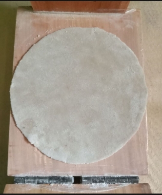 Picture of Wooden Bread Maker With Both Side Tap And Ploy