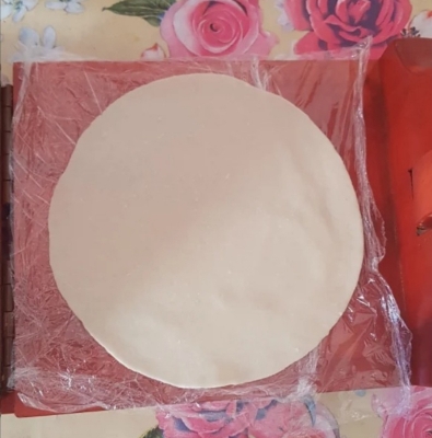 Picture of Bread maker bread maker with nice design handle mehogoni wood with poly and tape