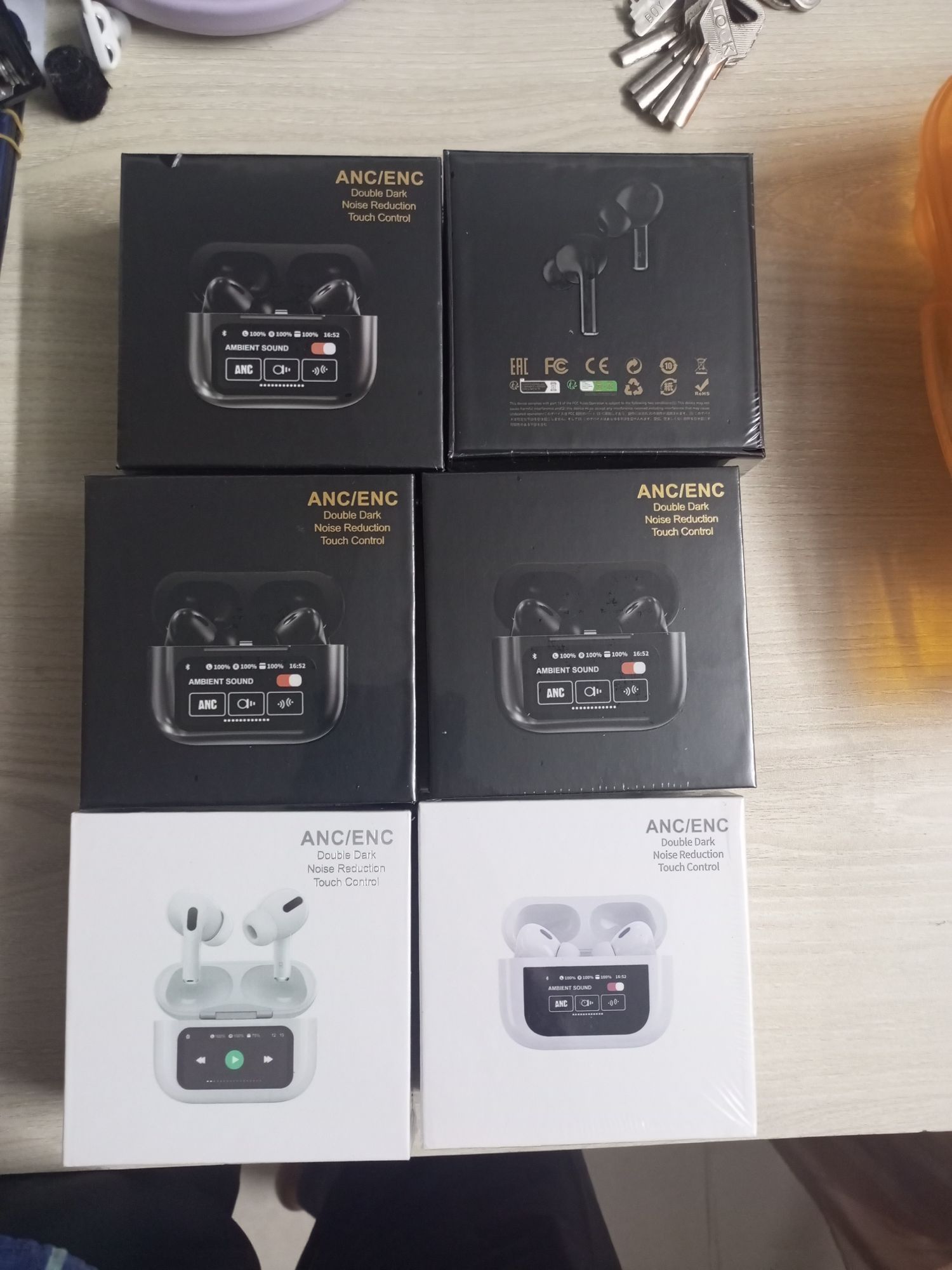 Picture of Wireless Charging Power Bank 10000 Mah - Black