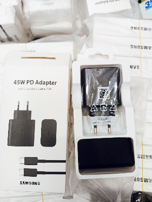 Picture of Q08 Gimbal Stabilizer 360 Rotation For Phone Selfi Stick With Hidden Tripod Mobile Single Axis Gimbal Video for Tik tok - Black