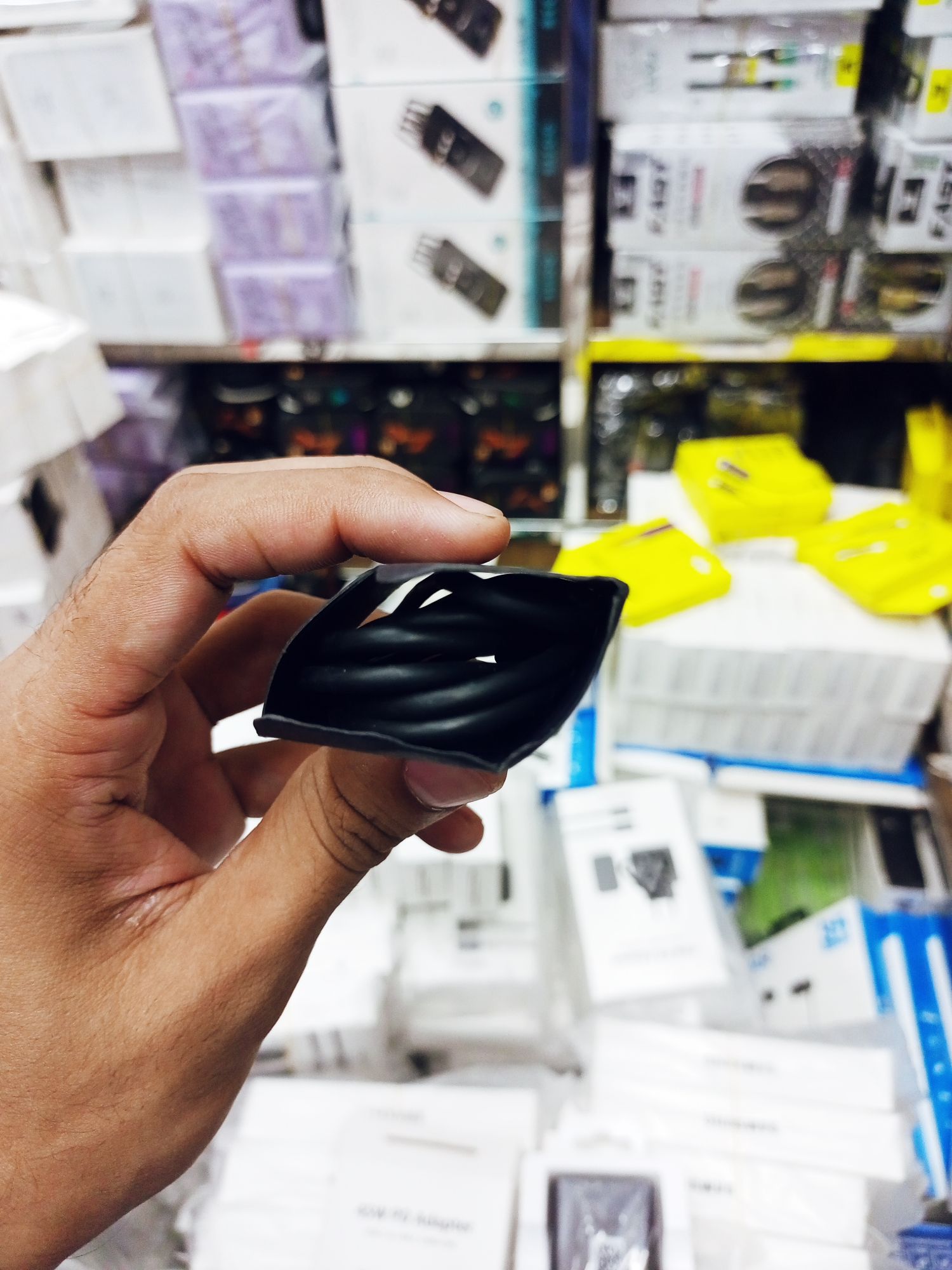 Picture of Q08 Gimbal Stabilizer 360 Rotation For Phone Selfi Stick With Hidden Tripod Mobile Single Axis Gimbal Video for Tik tok - Black