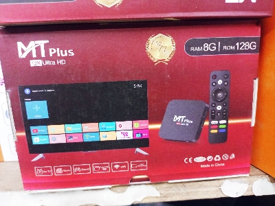 Picture of Crystal Cable 3.5mm to RCA Cable 2RCA to AUX Cord 2-RCA to 3.5mm Adapter Stereo Audio Y-Cable - Multicolor