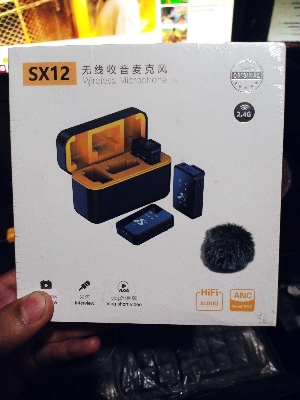 Picture of Best Quality 2in1 SX12 Wireless Type C & iphone Lavalier Dual Collar Clip Microphone