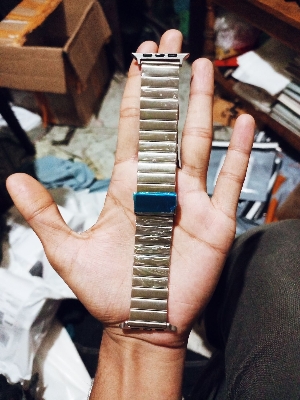 Picture of Premium Stainless Steel Metal Link Strap for Smartwatch – Silver/Black