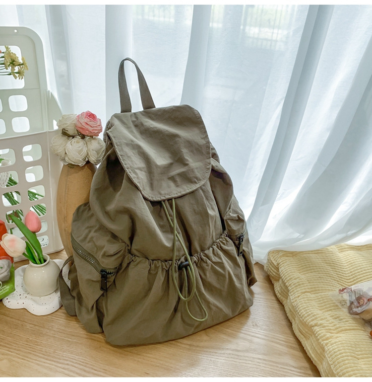 Picture of Ultra-Light Water-Resistant Everyday Backpack – Olive