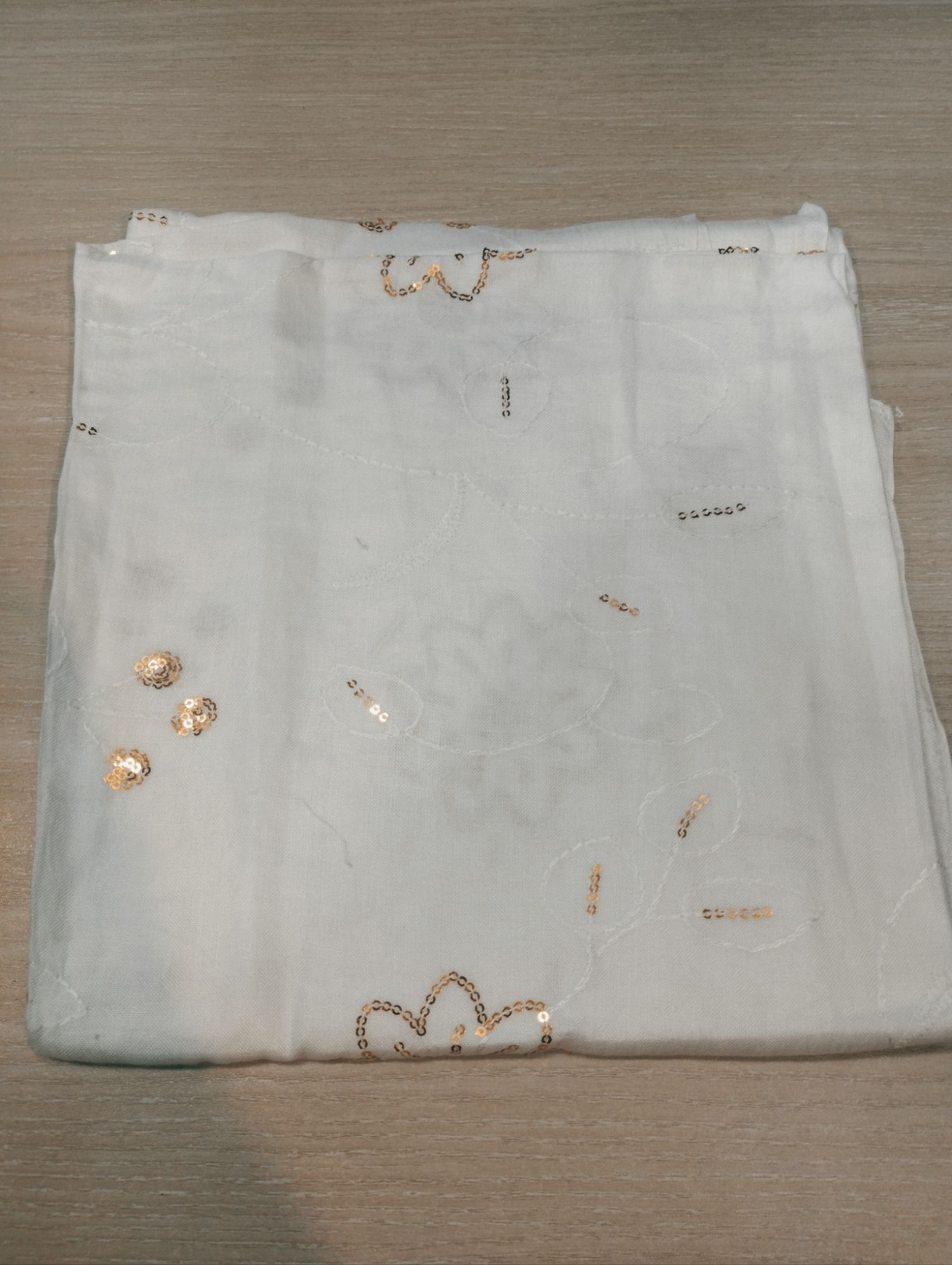 Picture of New degin embroidery cekoench orna