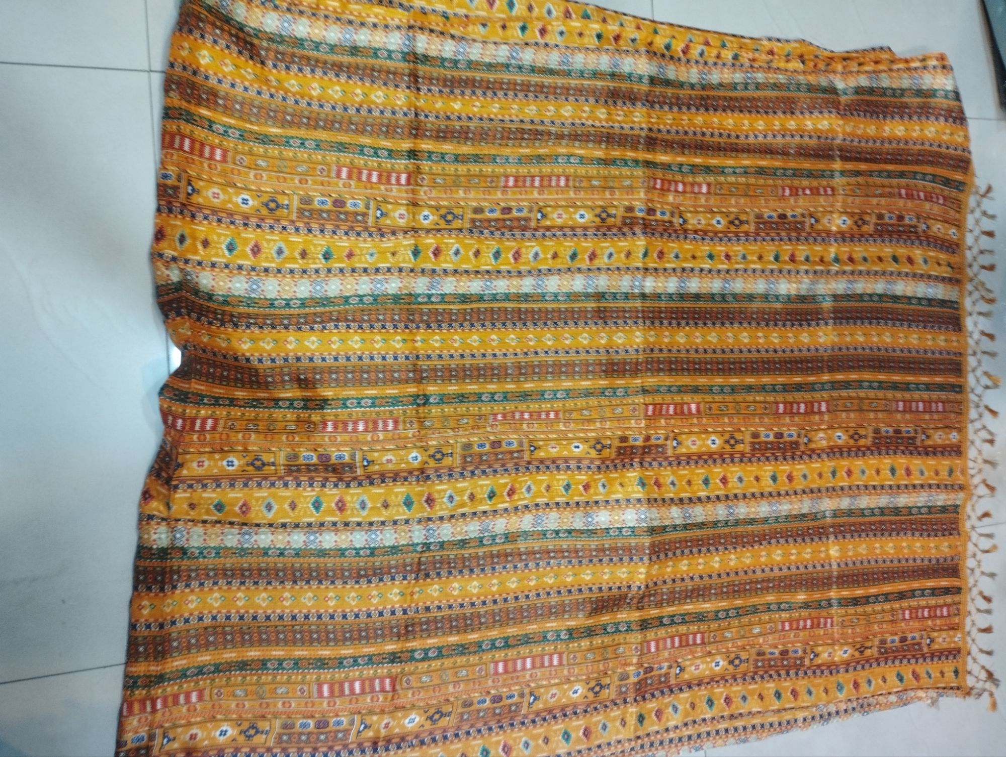 Picture of new design Indian Silk orna for women dupatta