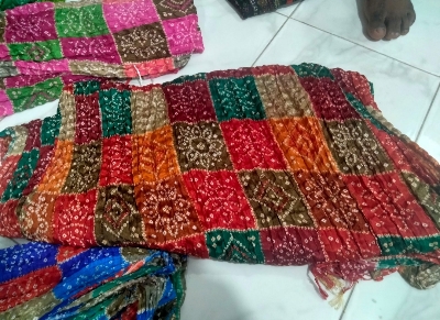 Picture of new design Indian Silk orna for women dupatta