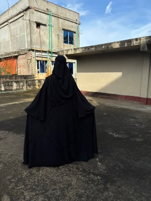 Picture of New degin dobai cerry febris karsofi new degin  outer borka