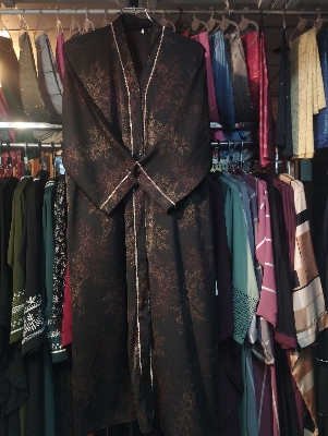 Picture of Dobai Zoom Print Borka