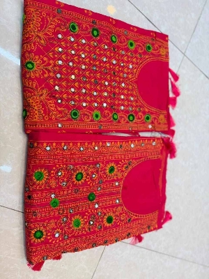 Picture of Three-Piece Cotton Are Three-Piece Comforter Set