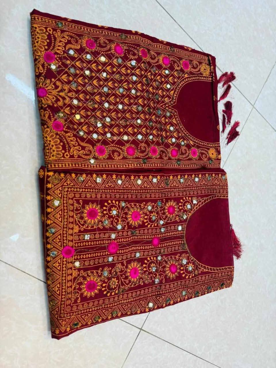 Picture of Three-Piece Cotton Are Three-Piece Comforter Set