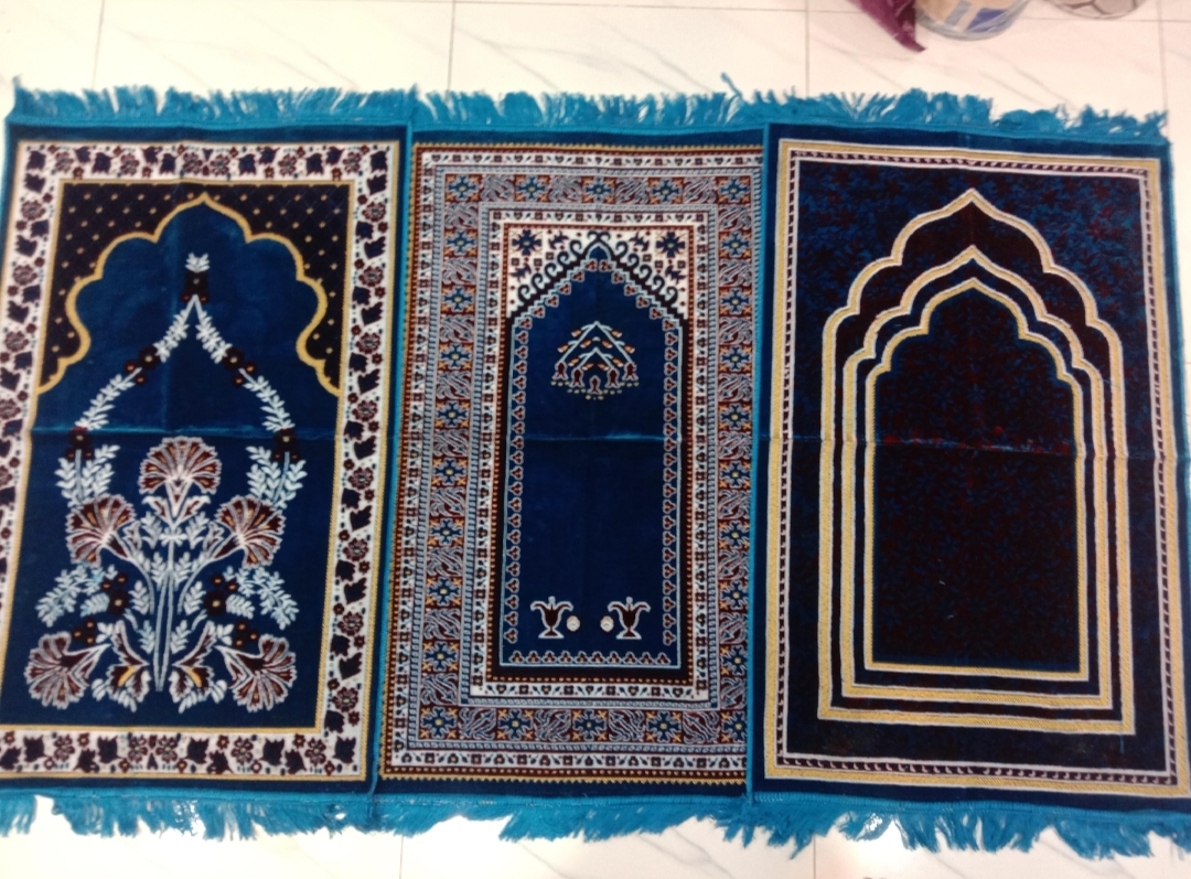 Picture of multi colour prayer JayNamaz made in turkey