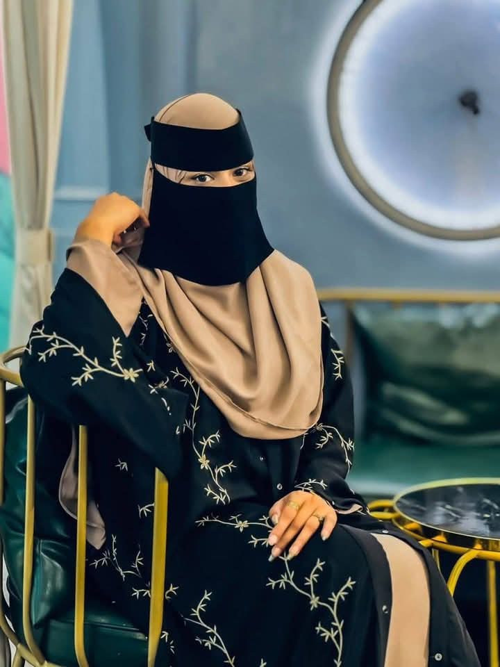 Picture of Burqa dobai cerry embroidery 220+ ger borqa for women