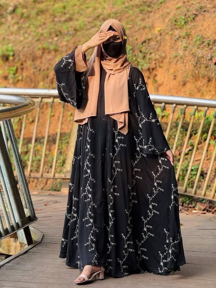 Picture of Burqa dobai cerry embroidery 220+ ger borqa for women