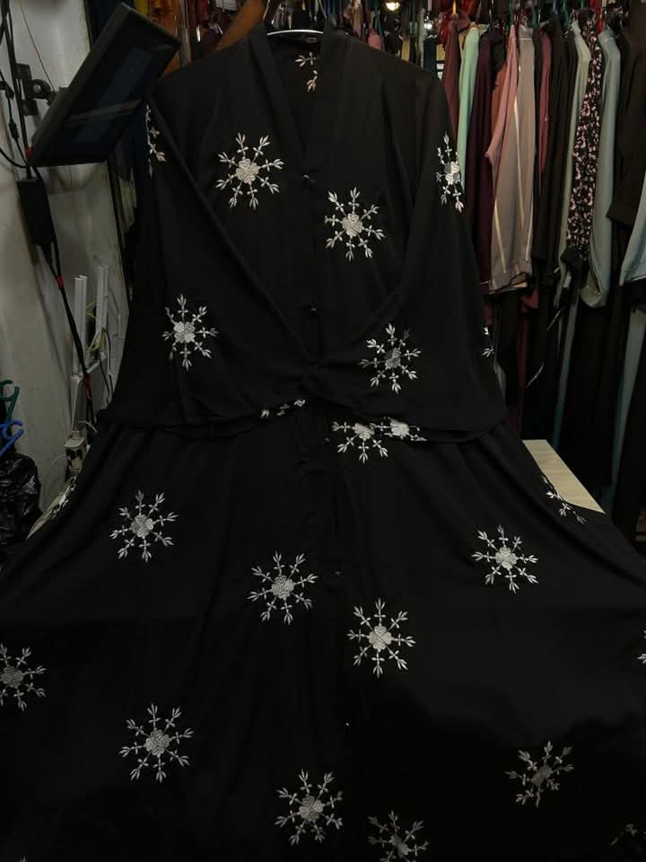 Picture of Burqa New degin dobai cerry embroidery 220+ ger burqa