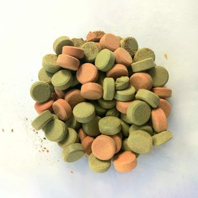 Picture of YEE Spirulina & Brine Shrimp Mix Tablet 70gm Pack | Aquarium Fish | Small Fish Food | Patch Fish Food