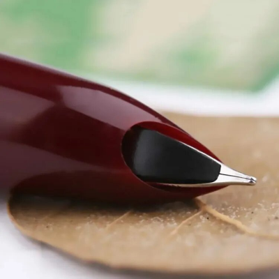 Picture of Hero Vintage Fountain Pen – Fine Nib