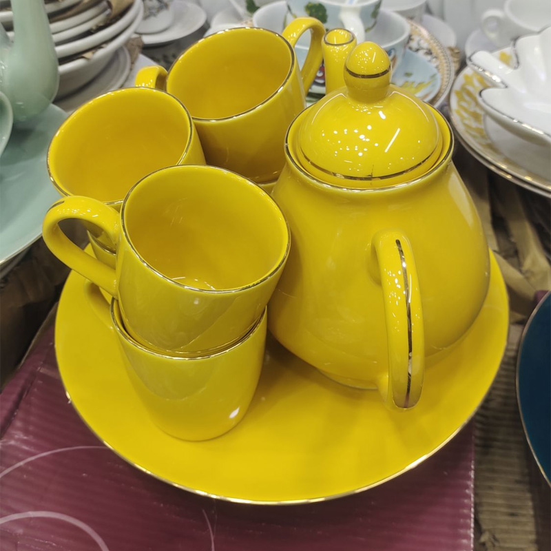 Picture of Fine Ceramics 8 Pcs Tea Pot Set with 6 Mug & 1 Tea Pot.