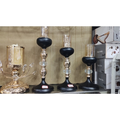 Picture of Elegant Black and Gold Candle Holder Set