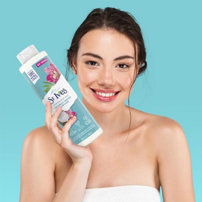 Picture of St. Ives Coconut Water & Orchid Hydrating Body Wash-650ml