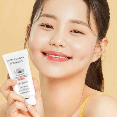 Picture of Jigott Whitening UV Sun Block SPF 50+/PA+++-70ml