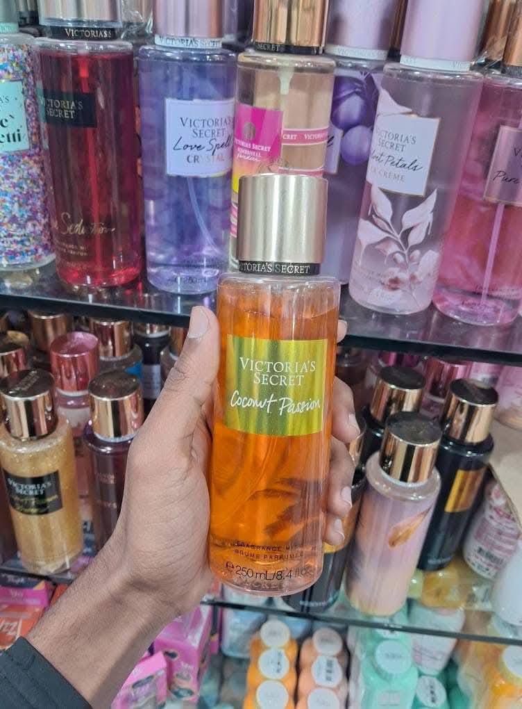 Picture of Victoria's Secret Coconut Passion Fragrance Mist 250ml
