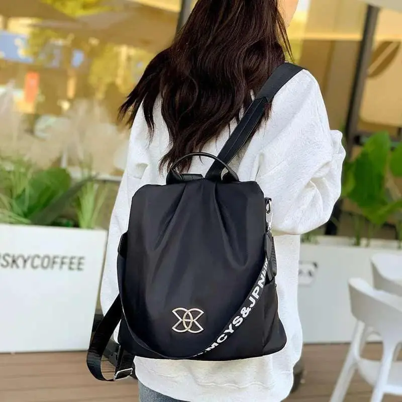 Picture of Women Large Capacity Outdoor Tote Bag