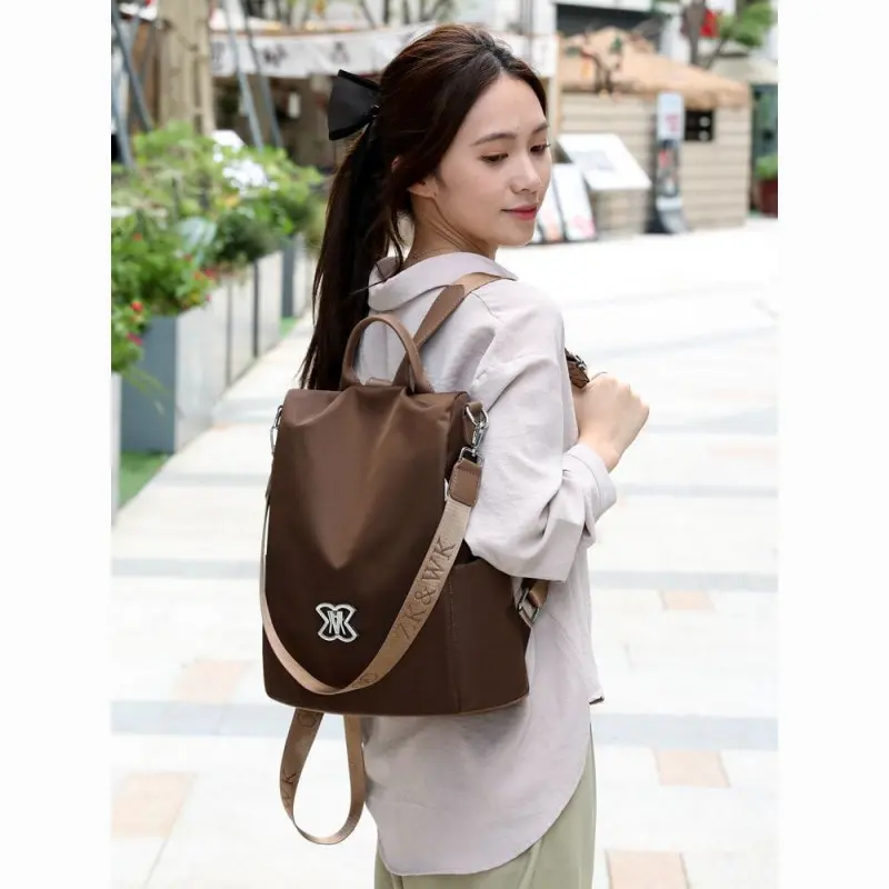 Picture of Women Large Capacity Outdoor Tote Bag