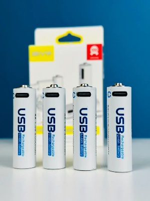 Picture of AiVR USB-C Rechargeable Batteries 4pc AA 2550 mWh(Original) - White