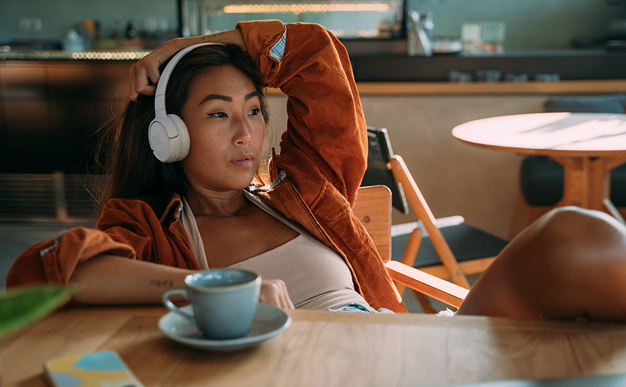 Picture of Jbl Tune 520BT Over Ear Headphones - Blue