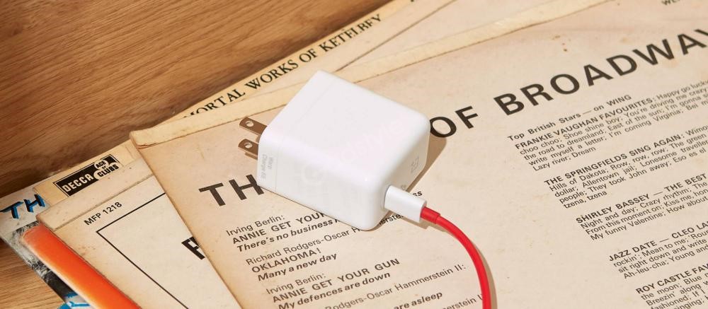 Picture of OnePlus Warp Charge 65W Power Adapter with Type-C Cable(1 year replacement warranty) - White