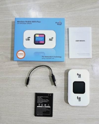 Picture of LTE E5782 Mobile 5G WiFi Pocket Router(1 year replacement warranty) - White