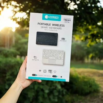 Picture of COTEetCI
COTEetCI Smart KeyBoard with Trackpad - Black