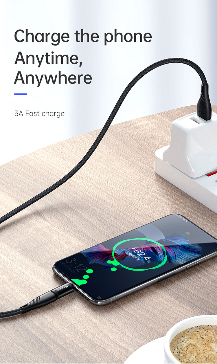 Picture of MCDODO Lightning to Type C Adapter Features