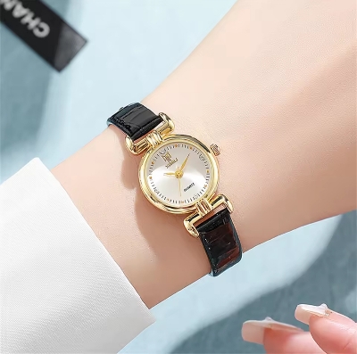 Picture of New Small Simple Diamonds Quartz Watch Business White Leather Women's Dress Clock Gift Wristwatch