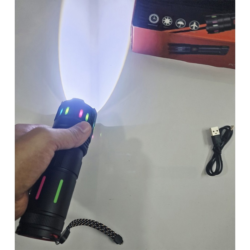 Picture of PC558 Heavy Duty Aluminium Alloy Super Bright Flashlight Zoomable Light