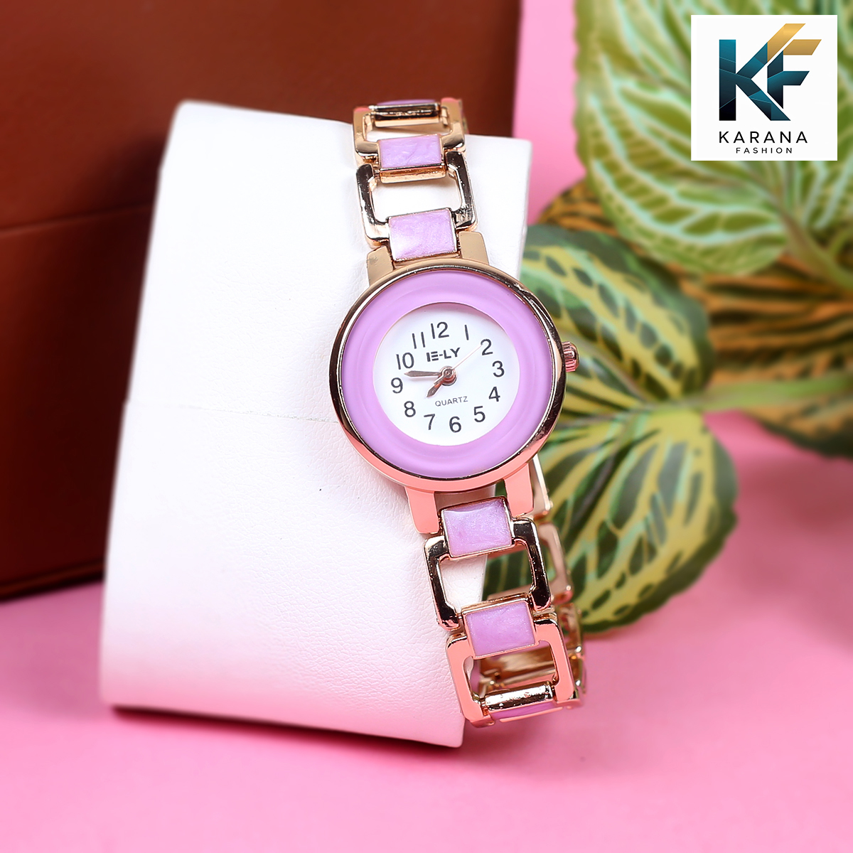 Picture of Fashionable new stylish Stainless Steel and diamond cut stone Chain analogue dial premium watch for ladies