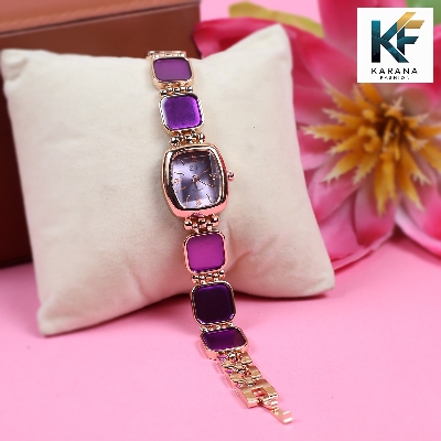 Picture of Fashionable new stylish Stainless Steel and diamond cut stone Chain analogue dial premium watch for ladies