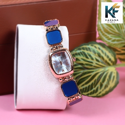 Picture of Fashionable new stylish Stainless Steel and diamond cut stone Chain analogue dial premium watch for ladies