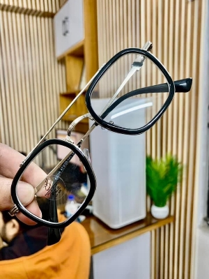 Picture of High Quality Very Stylish Frame Sunglass For Men