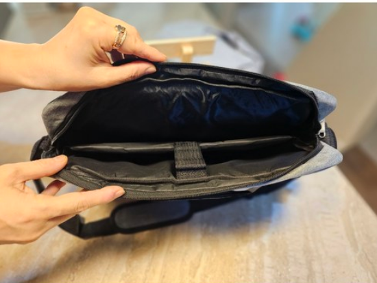 Picture of HP 15.6 Inch Shoulder Strap & Hand Carry Laptop Bag