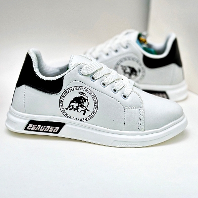 Picture of Lavish Indulgent Stylish Sneakers Summer Breathable Men's Casual Shoes Korean Style Versatile Non-Slip Sneakers Men Hollow Sneakers Deodorant Youth Shoes Men - White