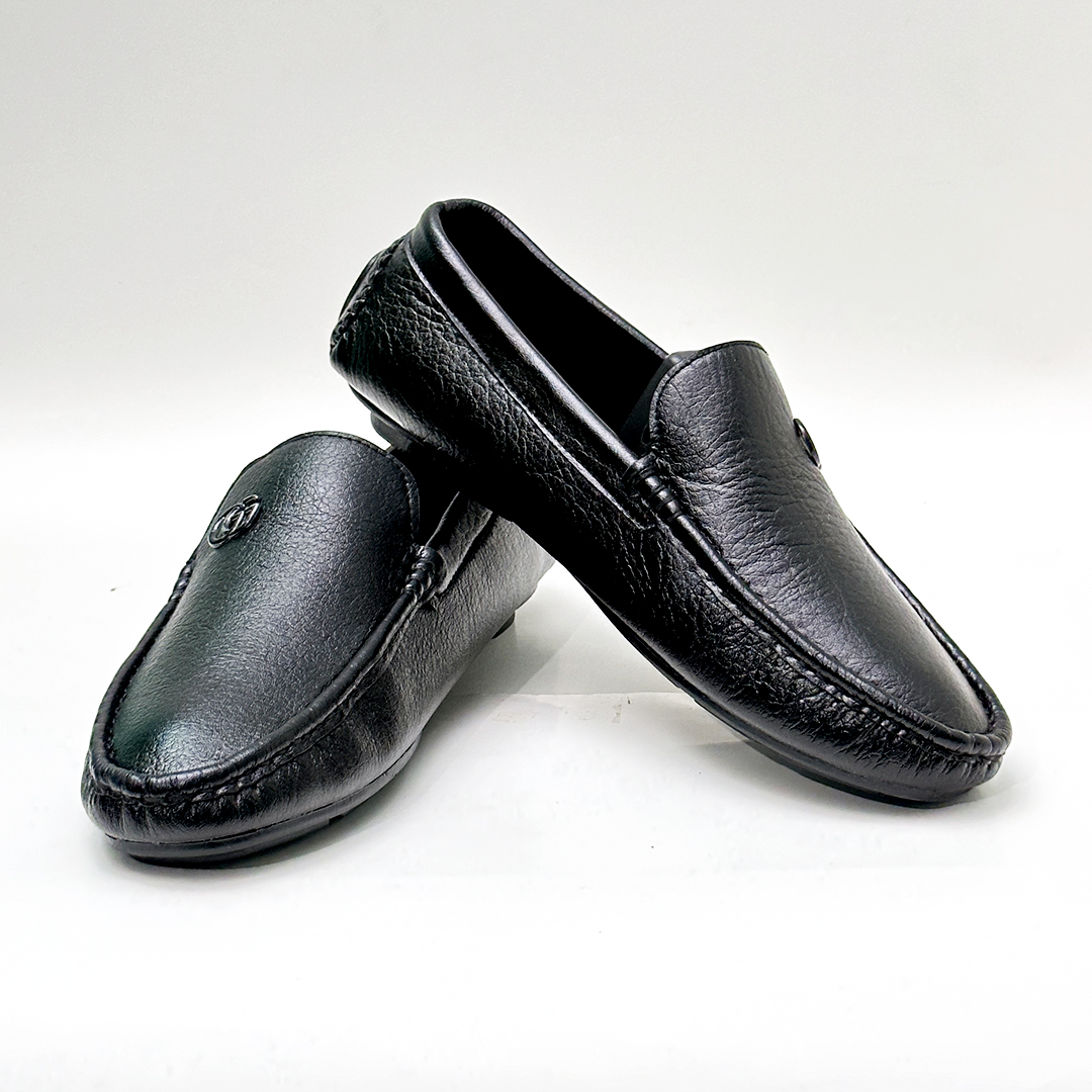 Picture of New Stylish Comfortable Loafer Rubber Sole Summer and Winter Wind Proof Shoe For Men - Black - Black